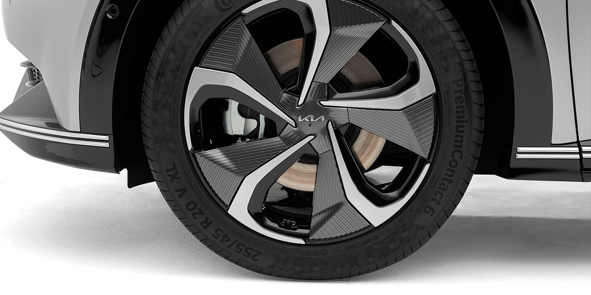 Do Electric Vehicles Need Different Tyres?