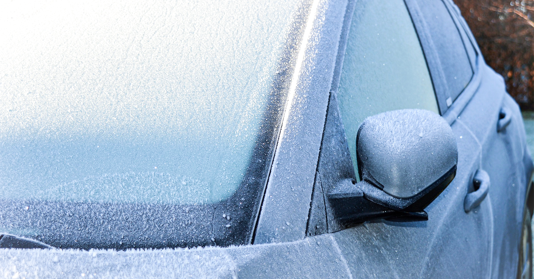 How to correctly de-ice your windscreen